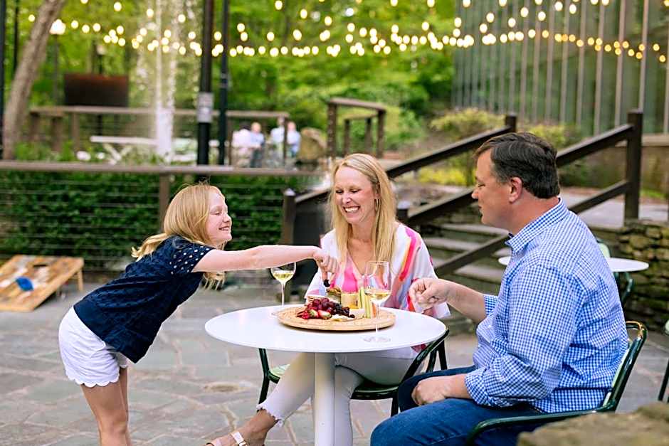 Crowne Plaza Atlanta Perimeter at Ravinia By IHG