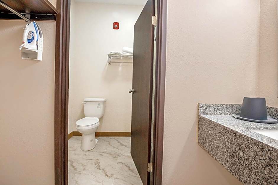 OYO Hotel Adairsville Calhoun South I-75