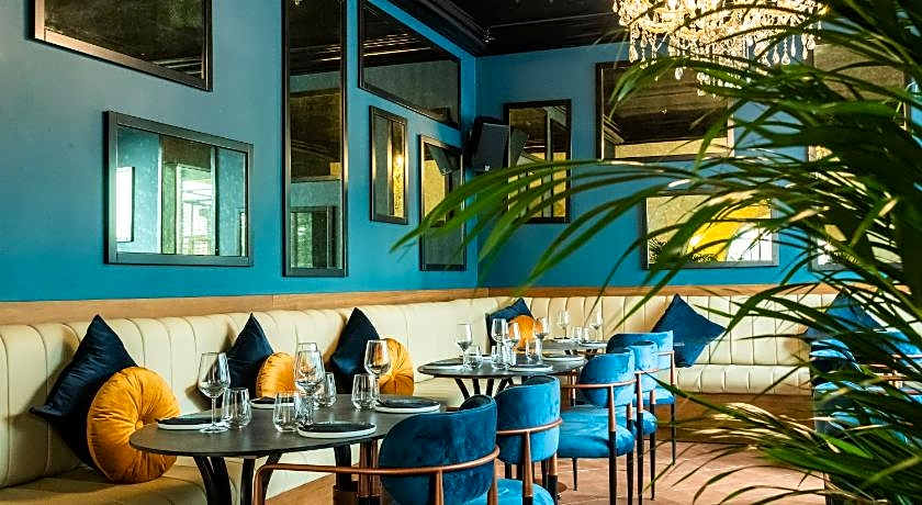 Somerset West Bay Doha