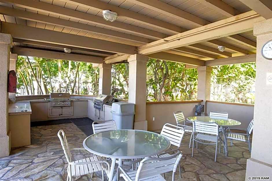 Lahaina Wonderful Condos