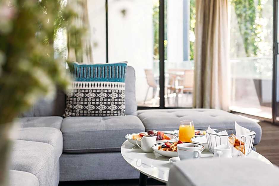 Crowne Plaza Canberra By IHG