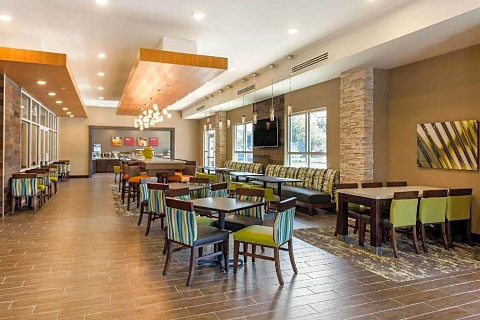 Comfort Suites – North Charleston, SC