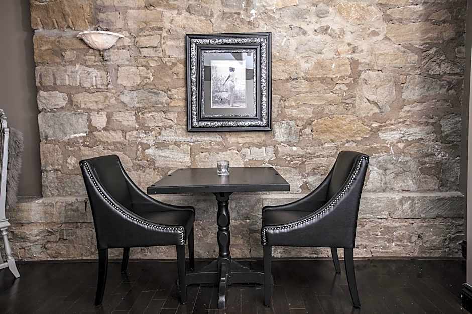 Old Stone Inn Boutique Hotel