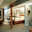 Lancaster Arts Hotel