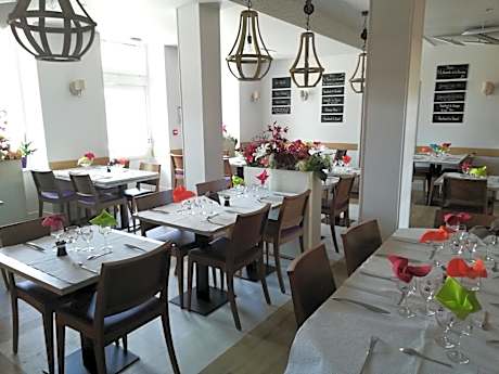 Hôtel de la Poste Chez Cécile