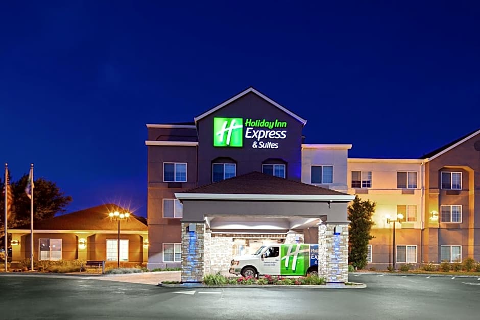 Holiday Inn Express Oakland Airport By IHG