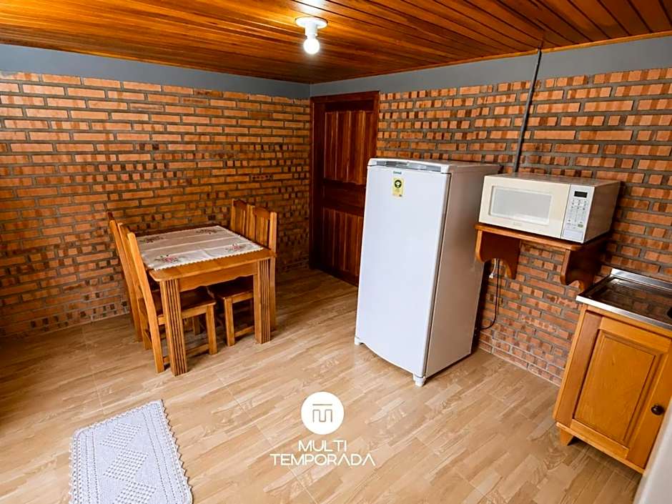 Pousada Dona Teresinha com Piscina Aquecida - São Bonifácio/SC