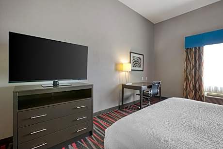 2 Queen Beds Non-Smoking Microwave Fridge Wi-Fi Full Breakfast