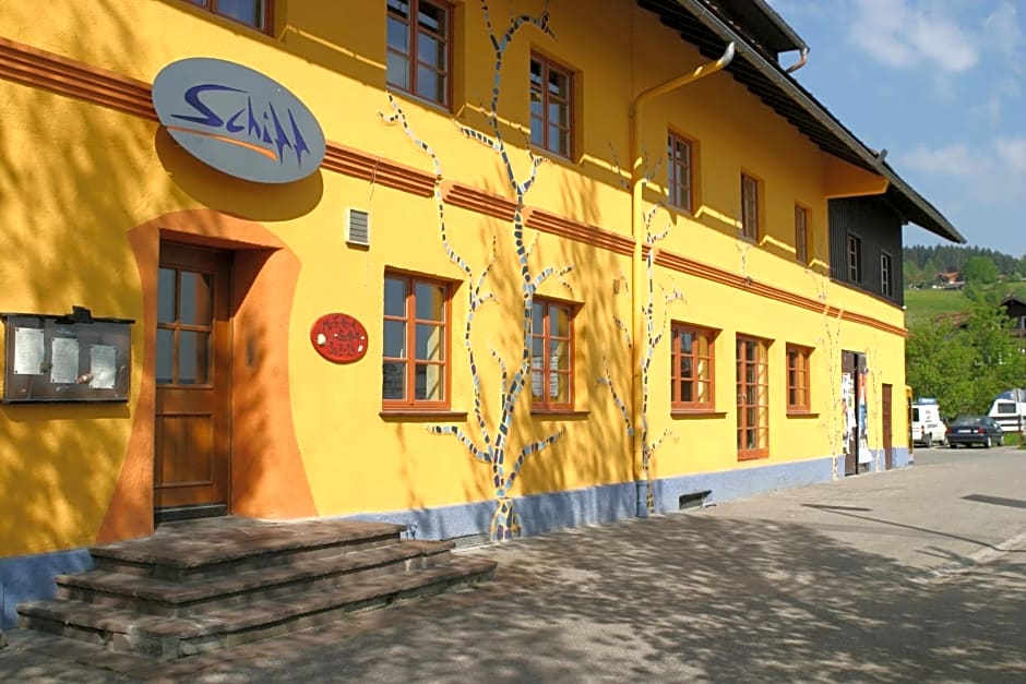 Schiff Bihlerdorf - Hostel