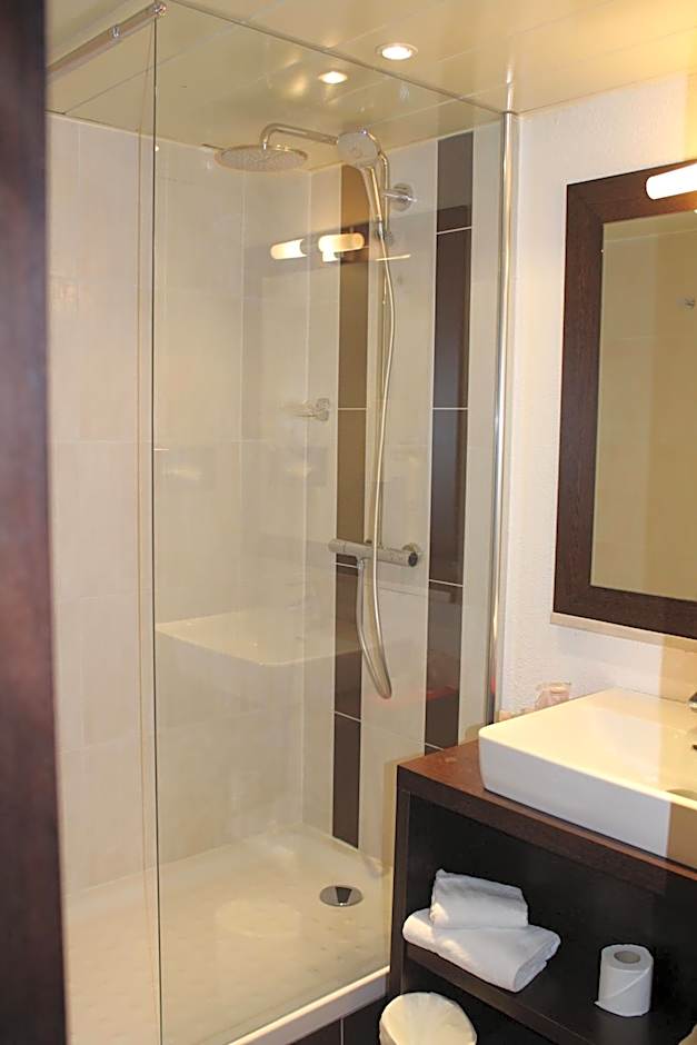 Golden Tulip Roissy Saint Witz
