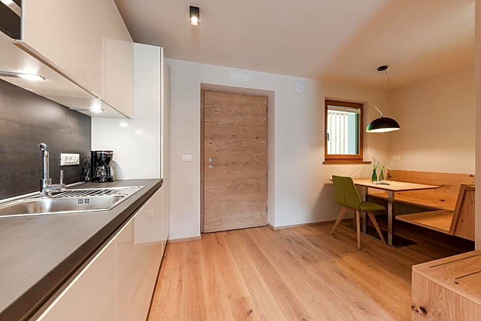 Aparthotel Abiná Lana Höhe