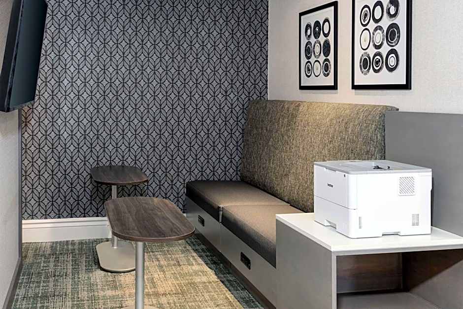 Hampton Inn By Hilton Boston Bedford Burlington