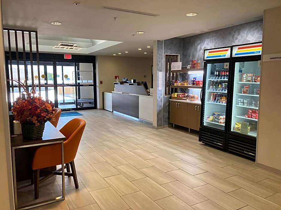 Holiday Inn Express and Suites Winchester By IHG
