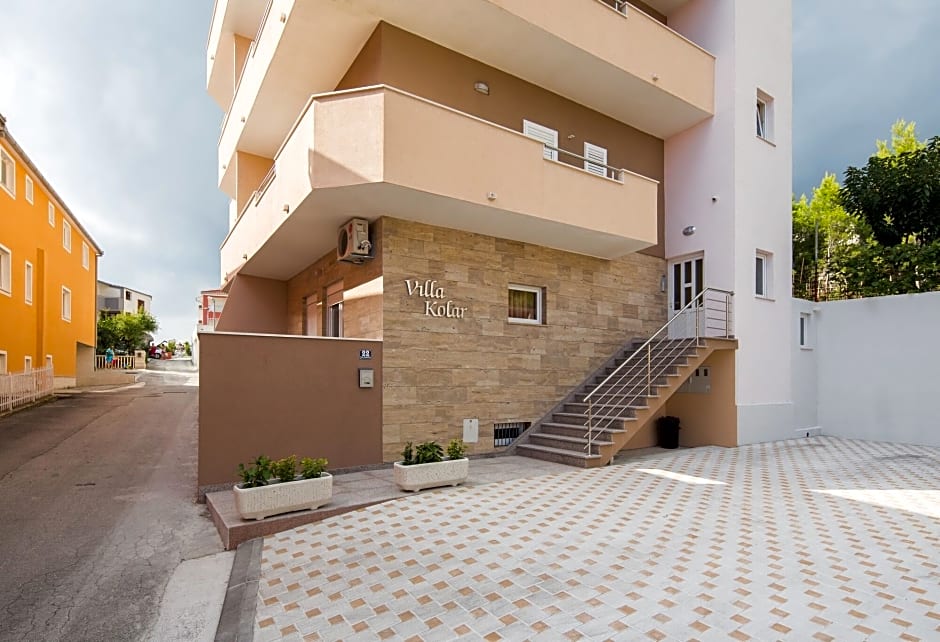 Apartments Villa Kolar