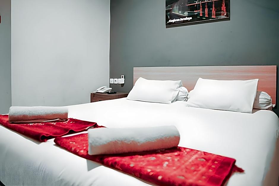 Audah Syariah Residence Mitra RedDoorz