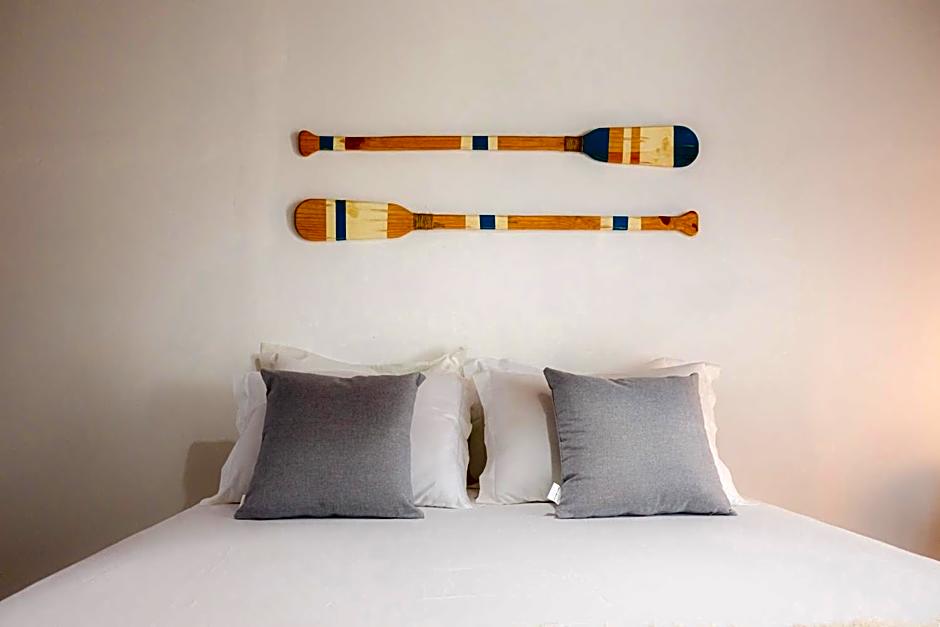 Parador 7 Bangalô, Praia do Parracho, 1,0 km da Rua Mucugê