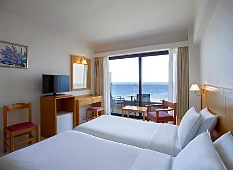Standard Double or Twin Room with Sea View
