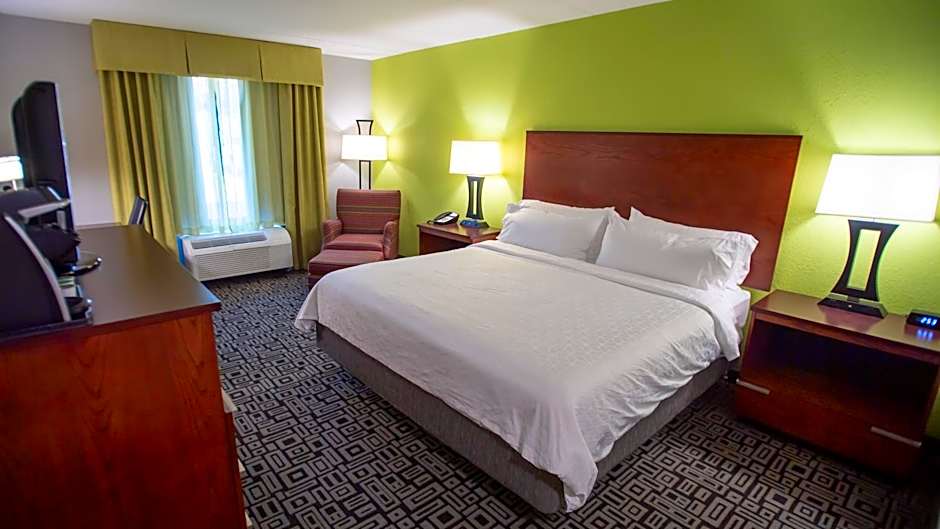 Holiday Inn Express Hickory-Hickory Mart By IHG