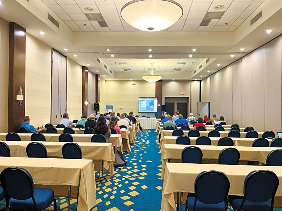 DoubleTree by Hilton Atlantic Beach Oceanfront