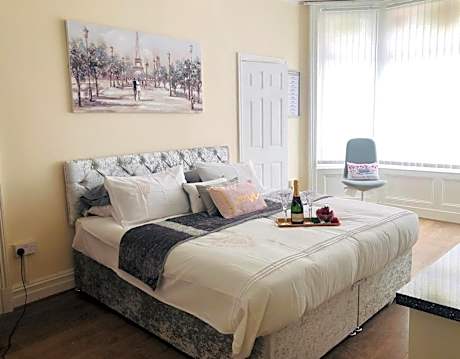 The Winter Garden Suites