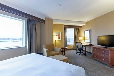 1 King Bed Harbourview