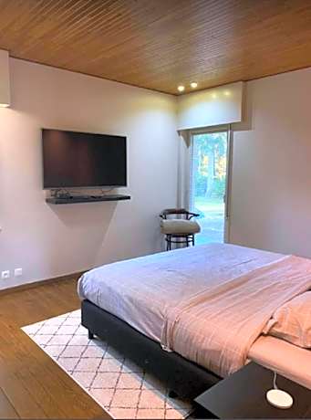 Deluxe Double Room with Bath