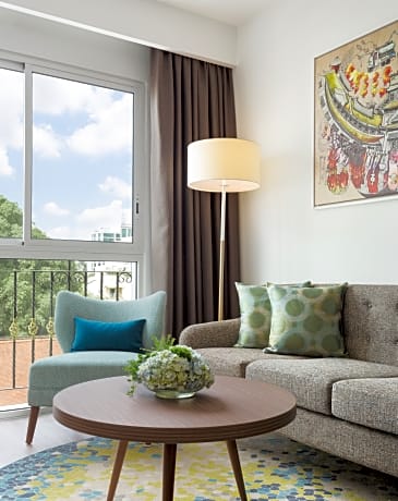 1-Bedroom Classic City View