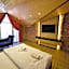 Inanlar Deluxe Hotel & Bungalow