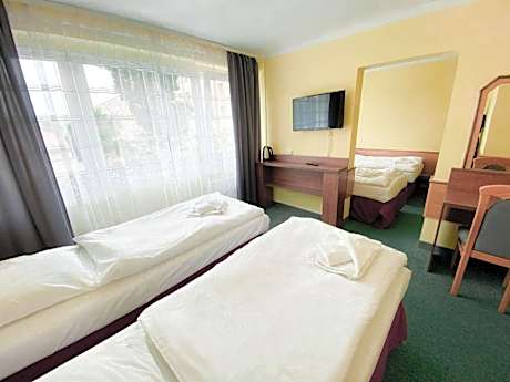 Economy Double Room