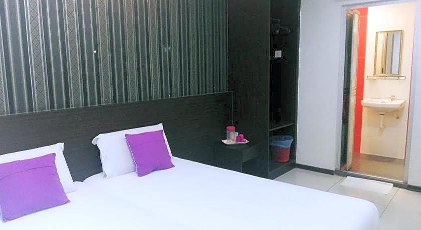 Remember Hotel Bukit Gambir