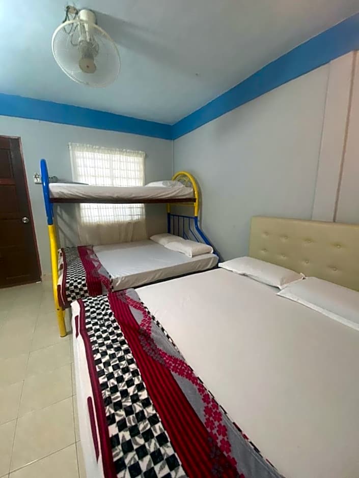 OYO 90910 Homestay D Lalang Inn