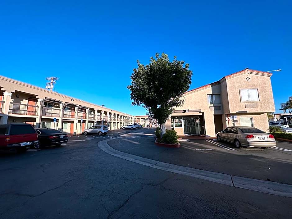 Rodeway Inn South Gate