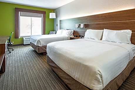 Standard Room with Two Queen Beds