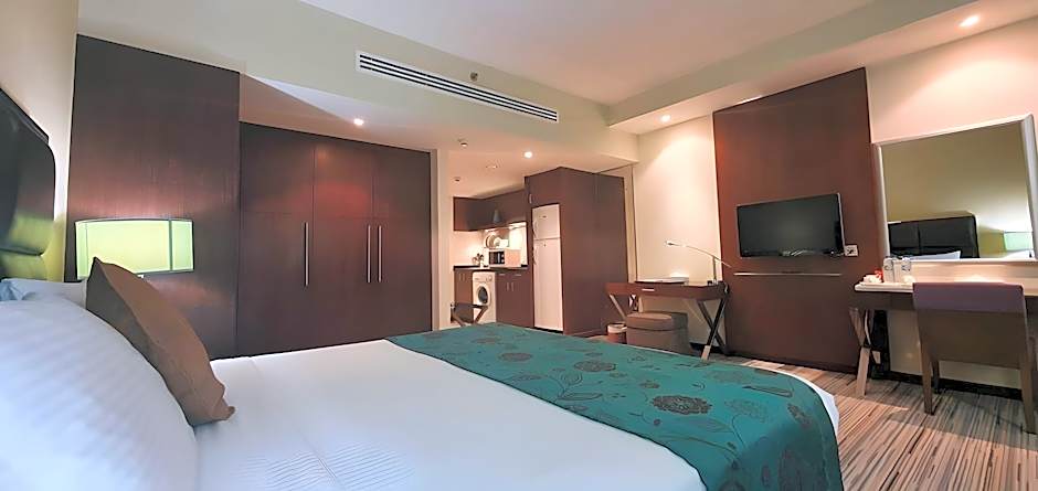 Phoenix Plaza Hotel Apartments