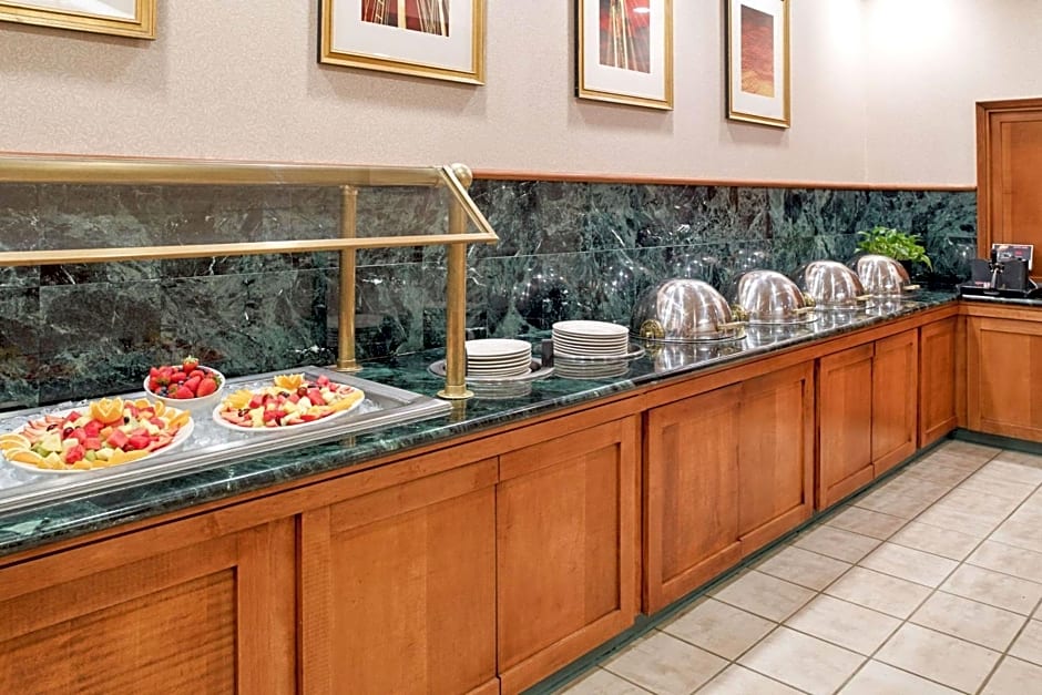 Clarion Hotel Airport Portland