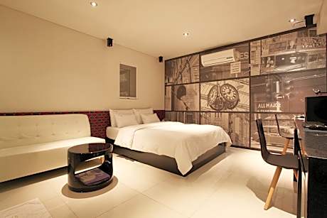 Hotel Pop Guri