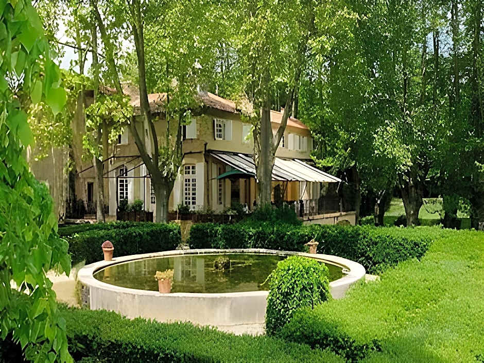 Moulin de Vernegues Hotel