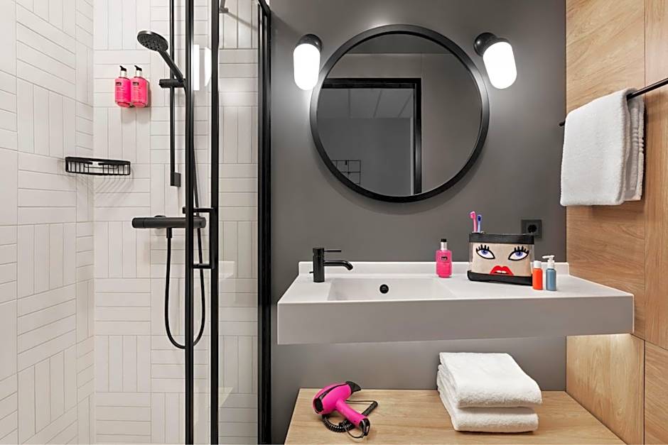 Moxy Duesseldorf City