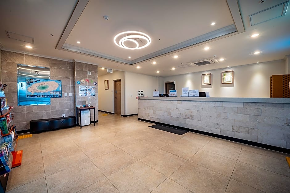 Sunrise Hotel Seopjikoji