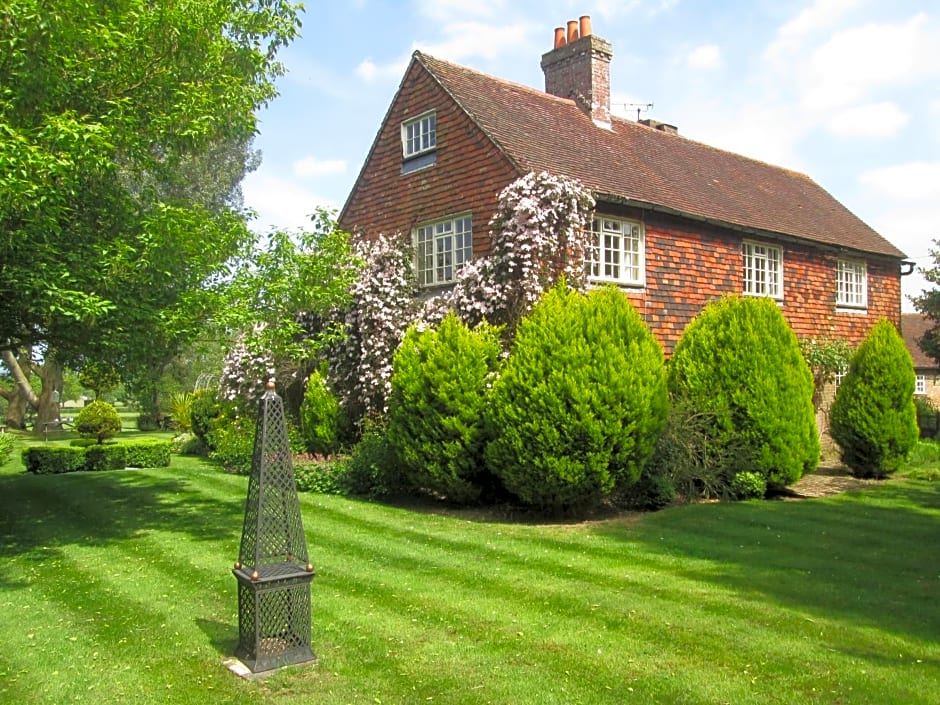 Clayton Wickham Farmhouse