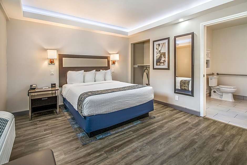 Inn at 50 Long Beach Convention Center