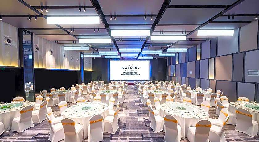 Novotel Zhengzhou Convention Centre Hotel