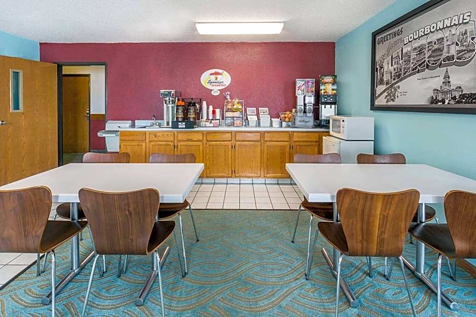 Super 8 by Wyndham Bourbonnais/Kankakee Area