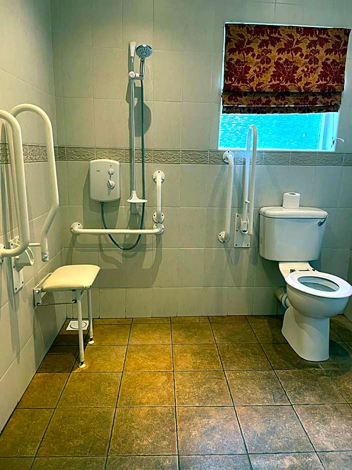 Donington Manor Hotel