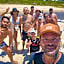 Gênesis Beach Hostel! Quartos compartilhados e privativos na Pinheira
