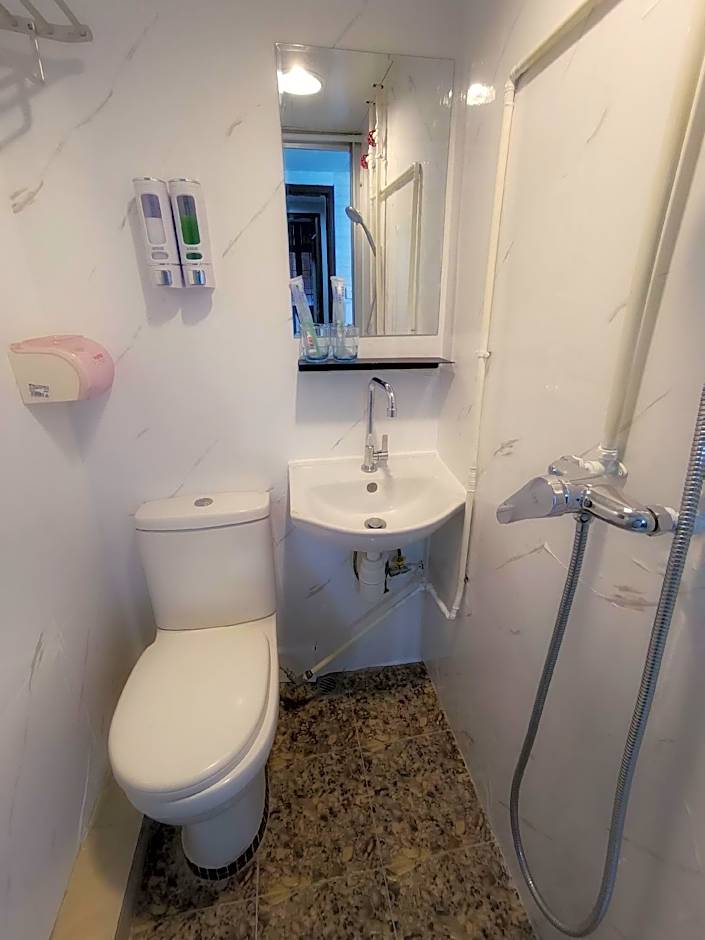 Tempo Inn - West Kowloon HSR Station