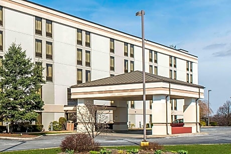 Comfort Inn & Suites