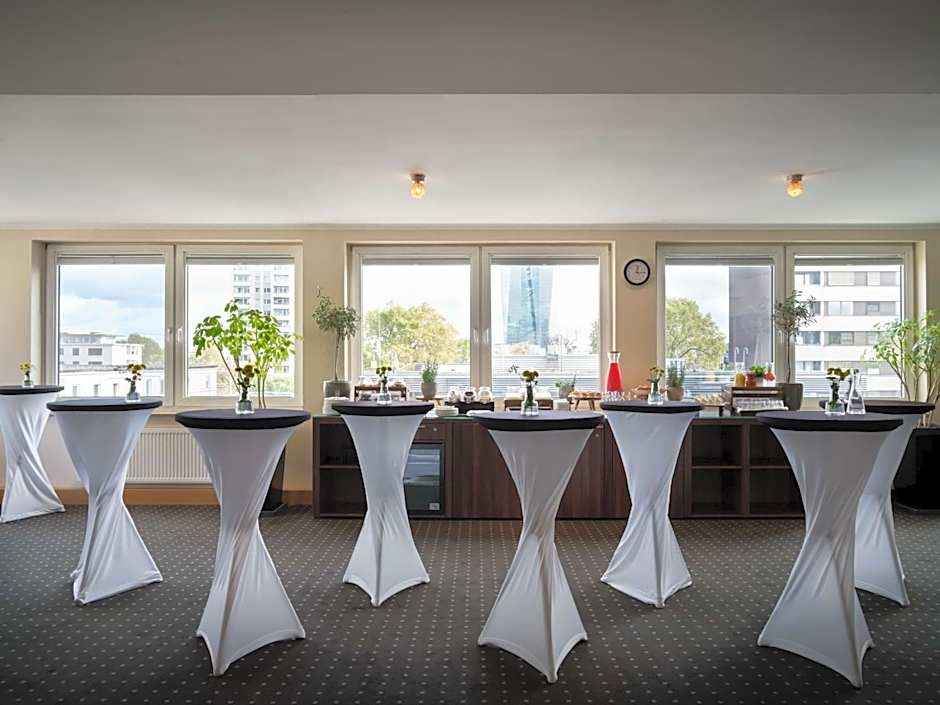Fleming's Hotel Frankfurt Main-Riverside