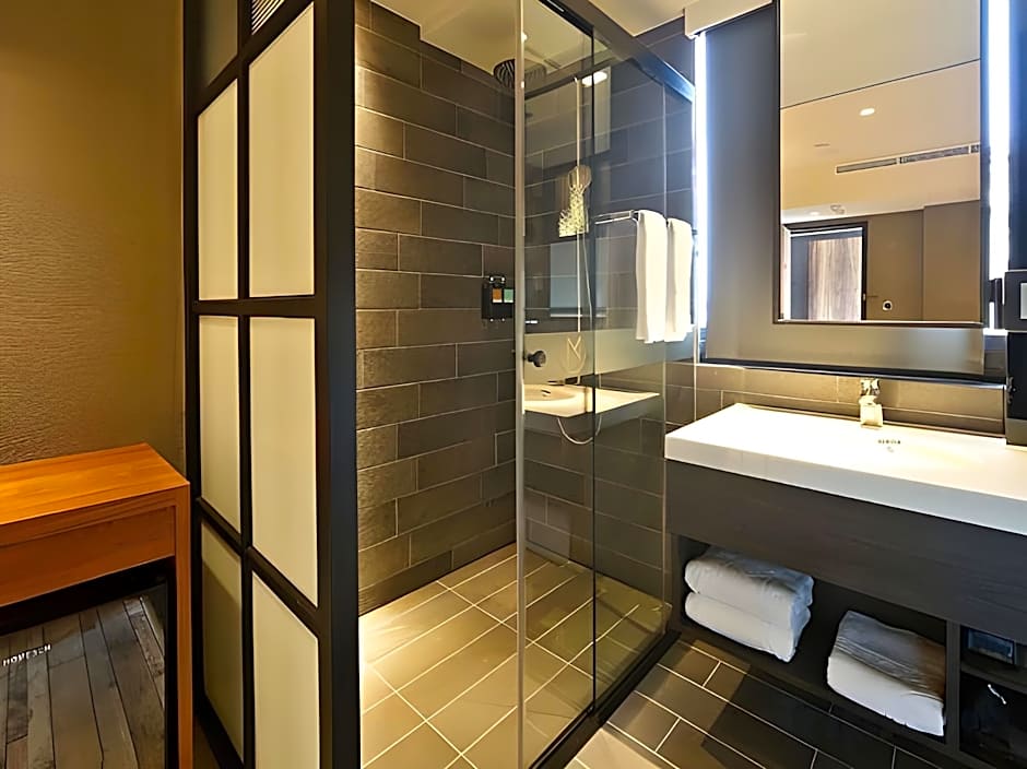 Micro Hotel