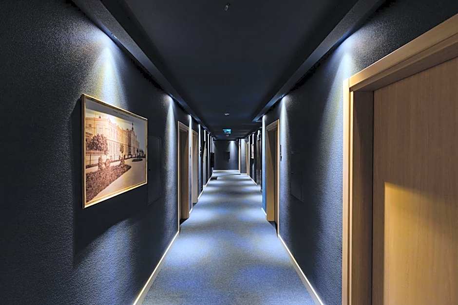 MiraMar Luxury Residences